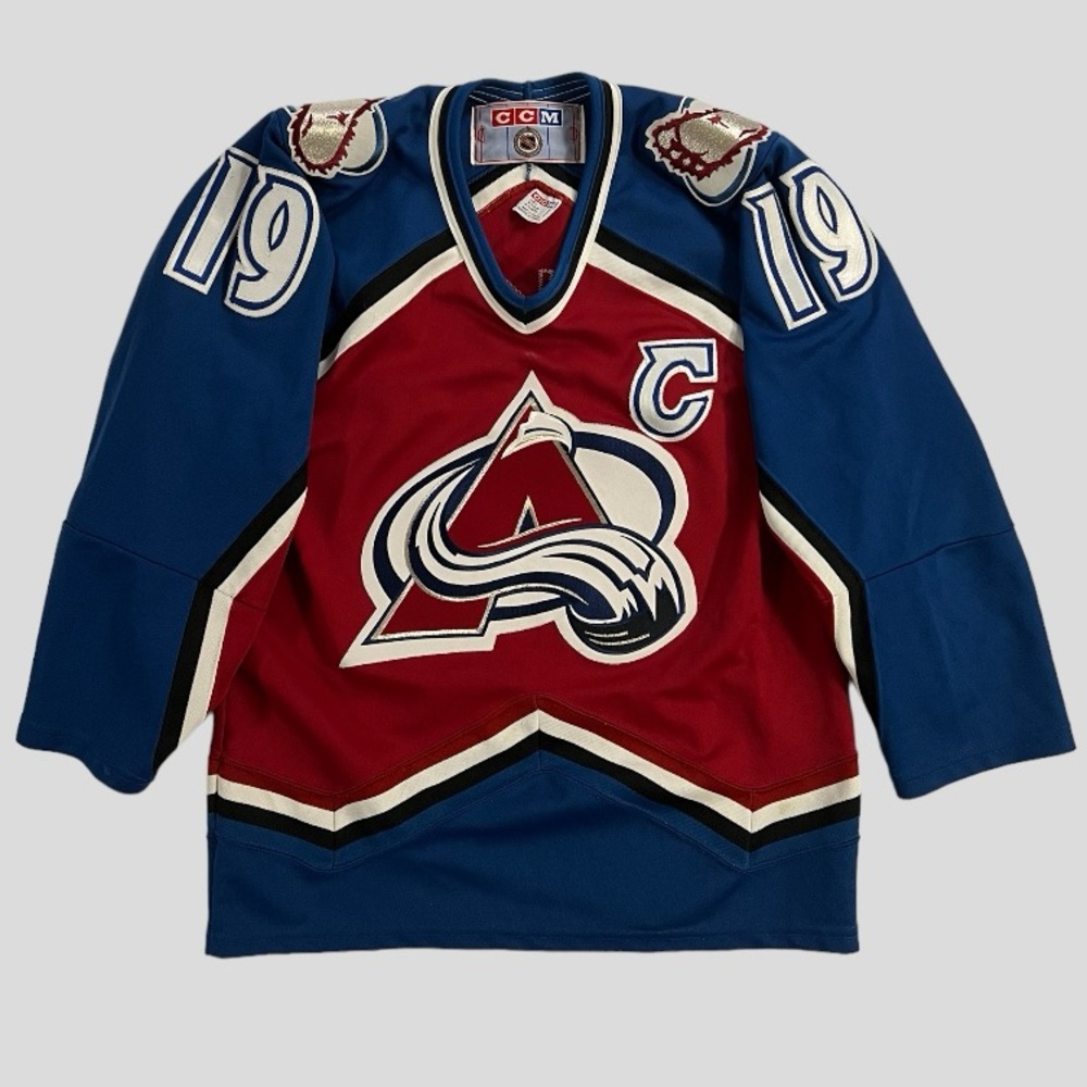 Colorado Avalance Joe Sakic CCM NHL Jersey